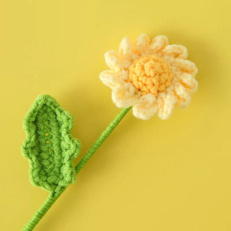 Crochet Daisy 30cm (Assorted Colors)