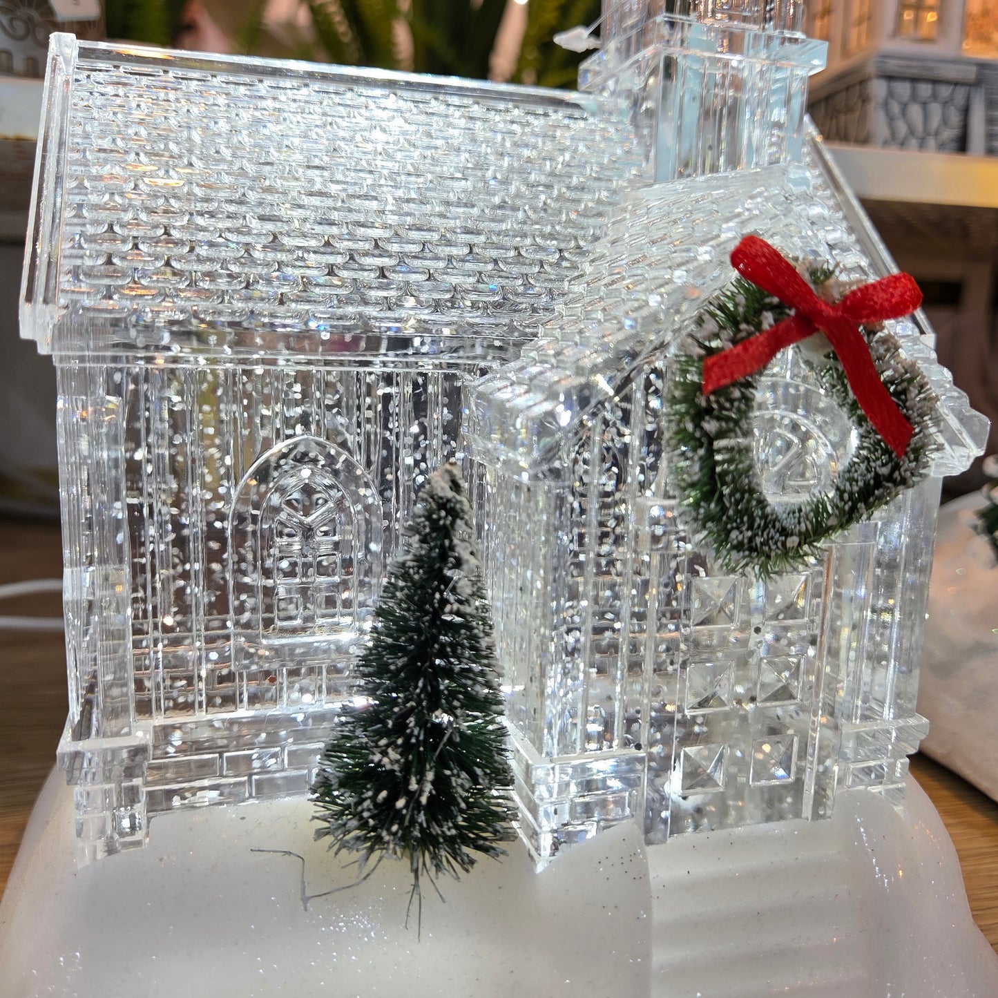 YJ-2583 Translucent House in Winter Christmas Ornament Snowing Music Lamp