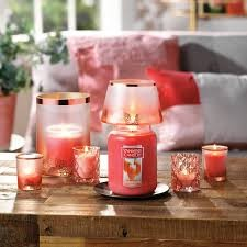 White Strawberry Bellini Classic Large Jar Candle 623gms