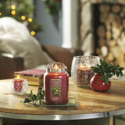 Red Apple Wreath Classic Large Jar Candle 623gms