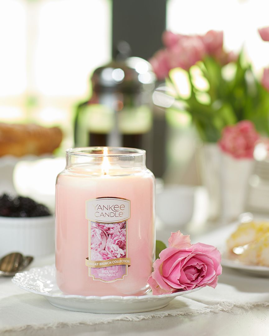 Blush Bouquet Classic Large Jar Candle 623gms